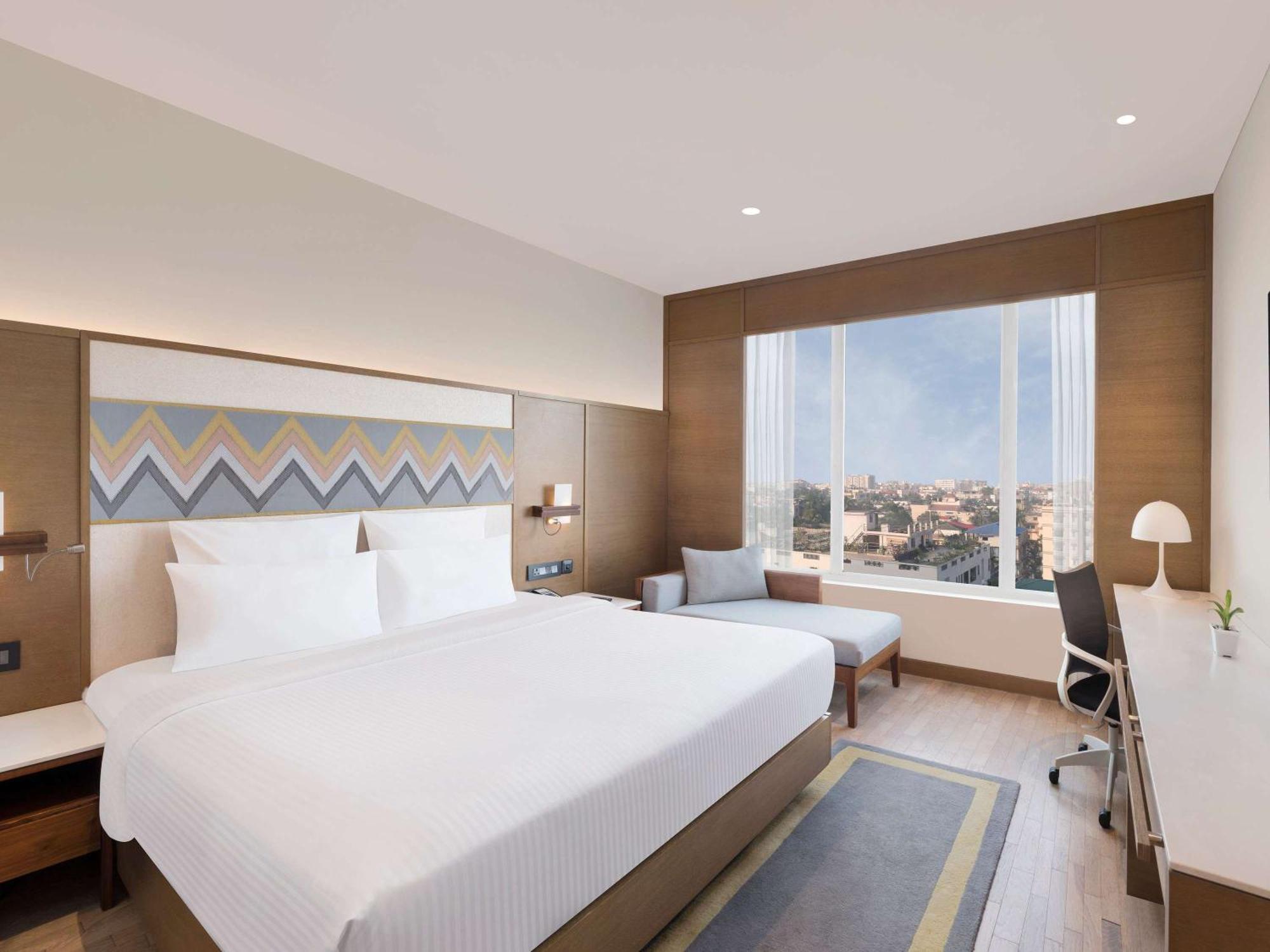 Novotel Guwahati Gs Road Zewnętrze zdjęcie