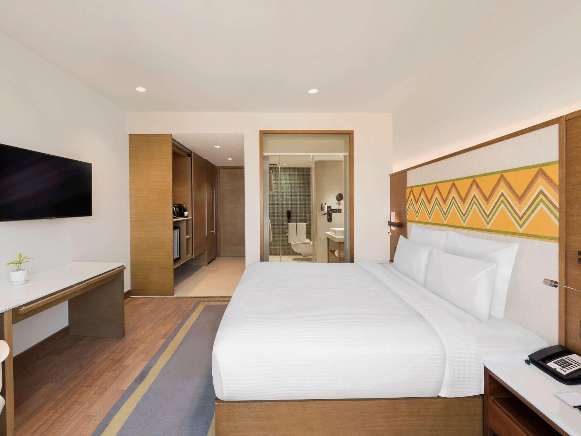 Novotel Guwahati Gs Road Zewnętrze zdjęcie
